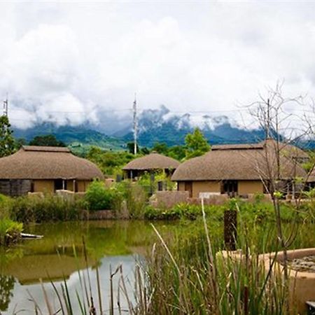 Montis Resort Pai Buitenkant foto