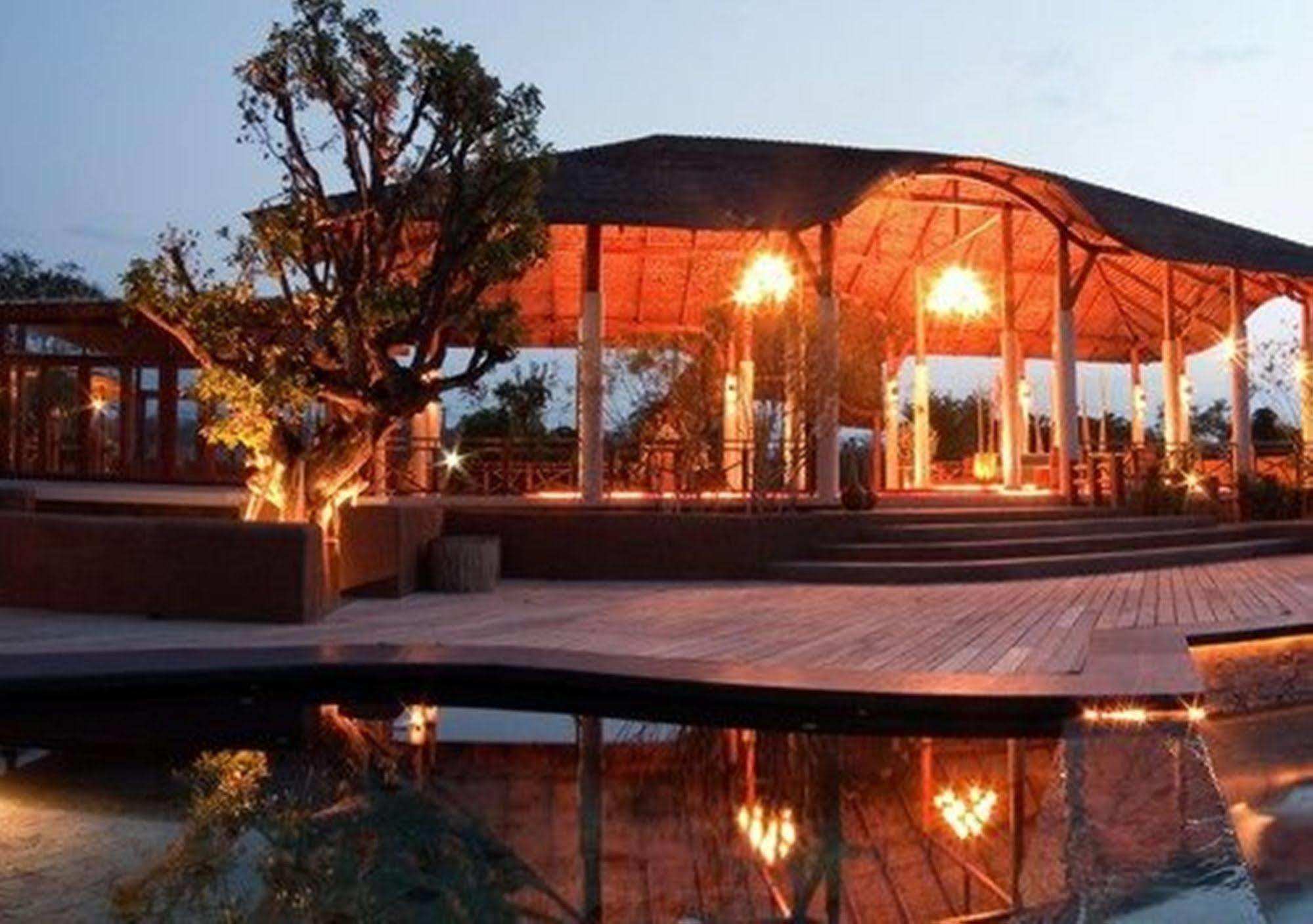 Montis Resort Pai Buitenkant foto